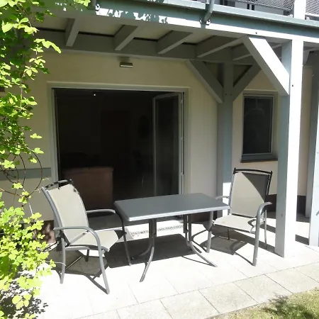 Zentrale Mit Sonniger Terrasse Bernstein *